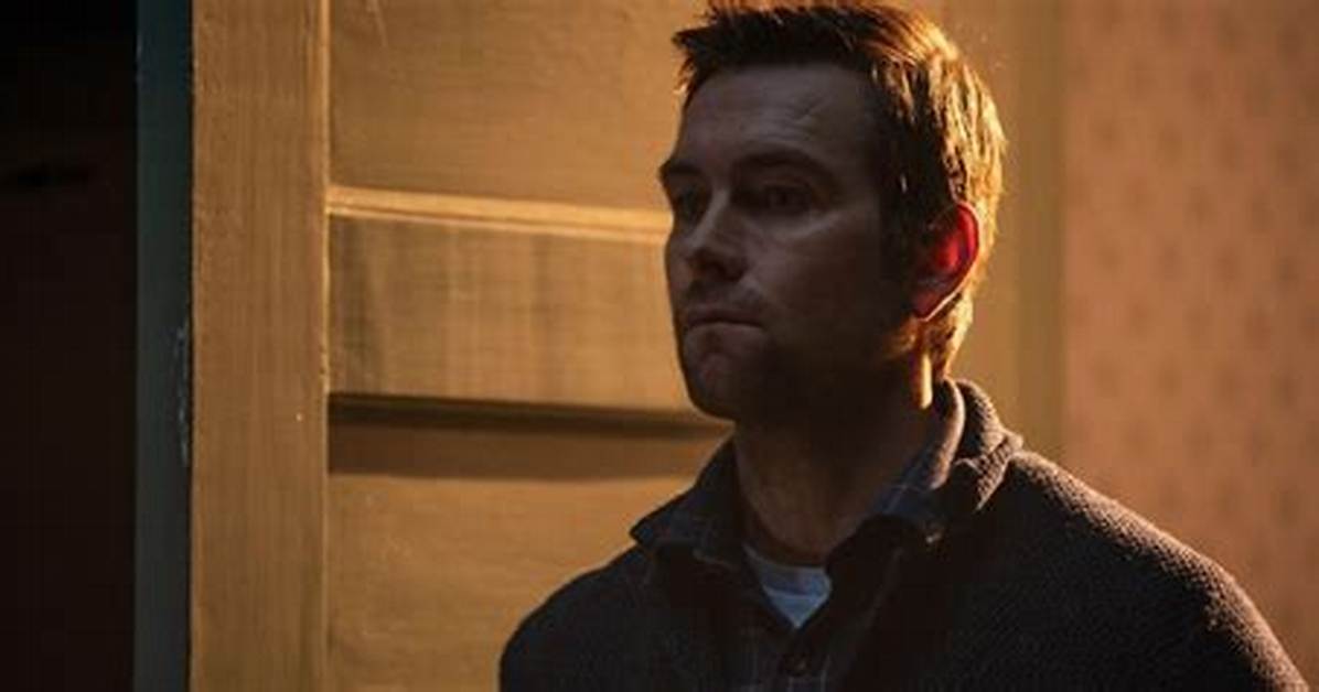 Antony Starr's Current Abode: a Hidden Gem