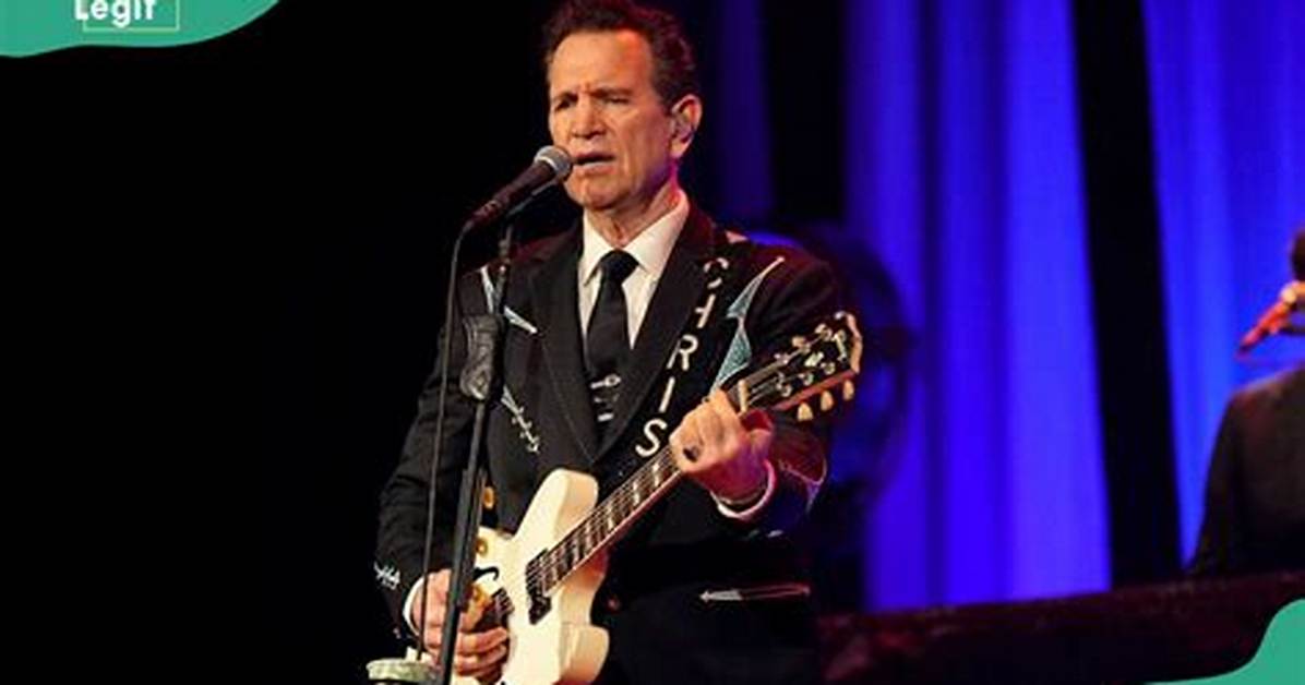 Chris Isaak Has Never Married and Has No Regrets About His Bachelor Life |