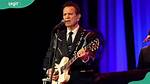 Chris Isaak Has Never Married and Has No Regrets About His Bachelor Life |