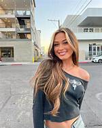 Discovering Mckinley Richardson on Instagram: a Journey Through Her Life and Style