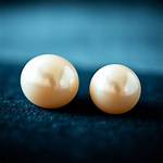 Discovering the Allure of Pearl Dacis: a Journey Through Elegance