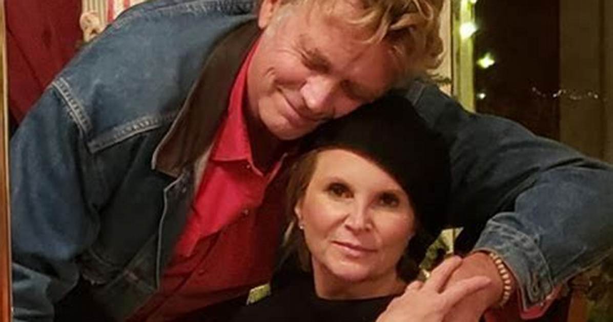 Exploring the Bond Between Lori Metcalf and Her Daughter