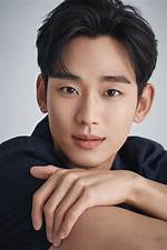 Exploring the Life of Kim Soo Hyun and His Wife