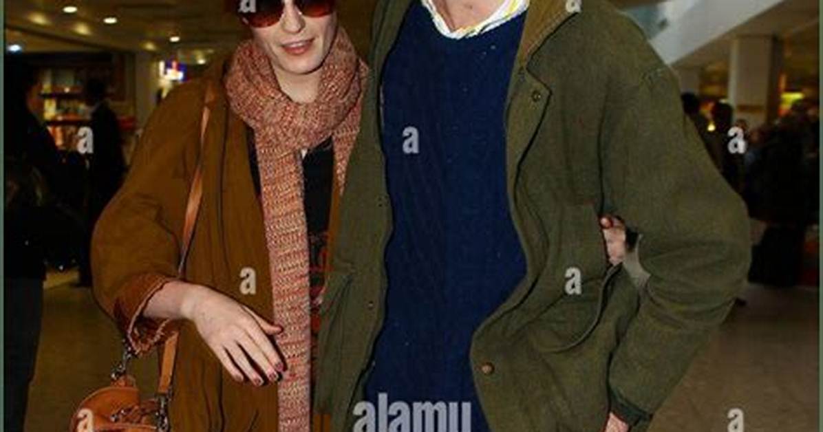 Florence Welch Boyfriend: a Deep Dive into Her Love Life