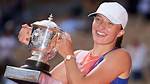 Iga Swiatek's Net Worth in 2024: Rise of a Tennis Superstar