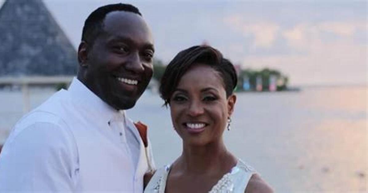 Is John Wyche Married? His Bio, Age, Wiki, Net Worth and Wife (Mc Lyte)