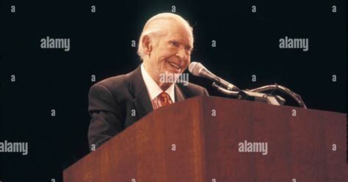 Milton Berle Appears on Winning Time with an Apparent Racist Joke, Here Is What the Comedian Say