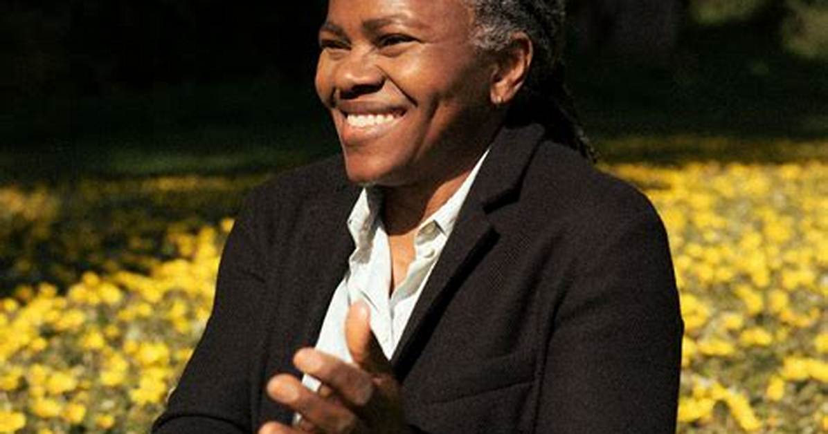 The Ultimate Guide to Tracey Chapman's Life and Music