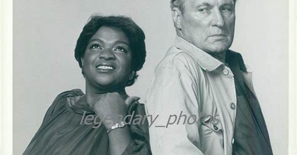 Voxvibe | Nell Carter (Stage Actress)