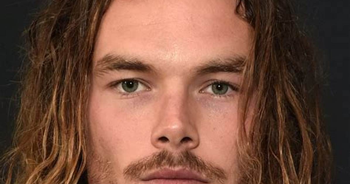 Who Is Sam Corlett? Wiki, Biography, Age, Height, Girlfriend, Parents, Ethnicity, Net Worth & More